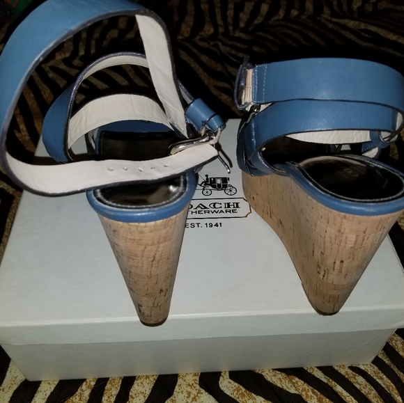 Coach Wedges OFFERS WELCOME size 7.5 NEW in box - Picture 10 of 16